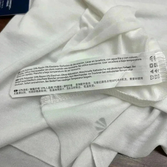 2/$12 Marika Essential Cropped Tank White Size Large Raw Hem Relaxed Fit Active - Picture 11 of 11